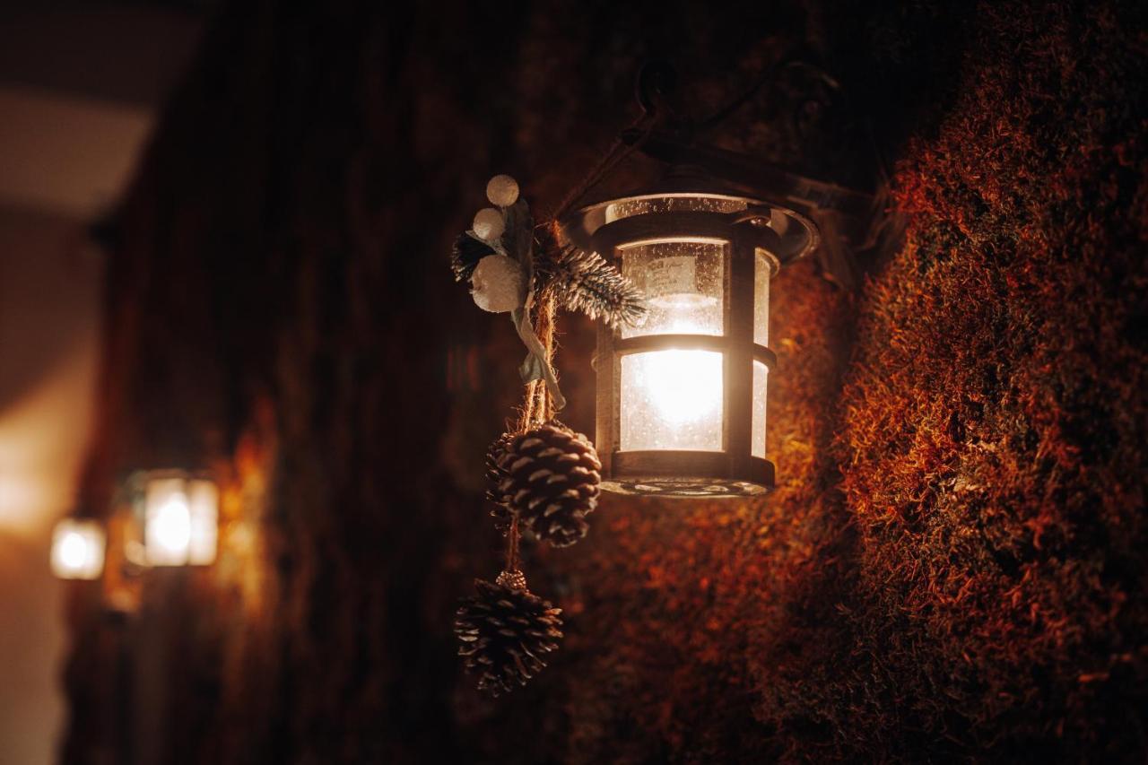 Tree Hotel Корча Экстерьер фото